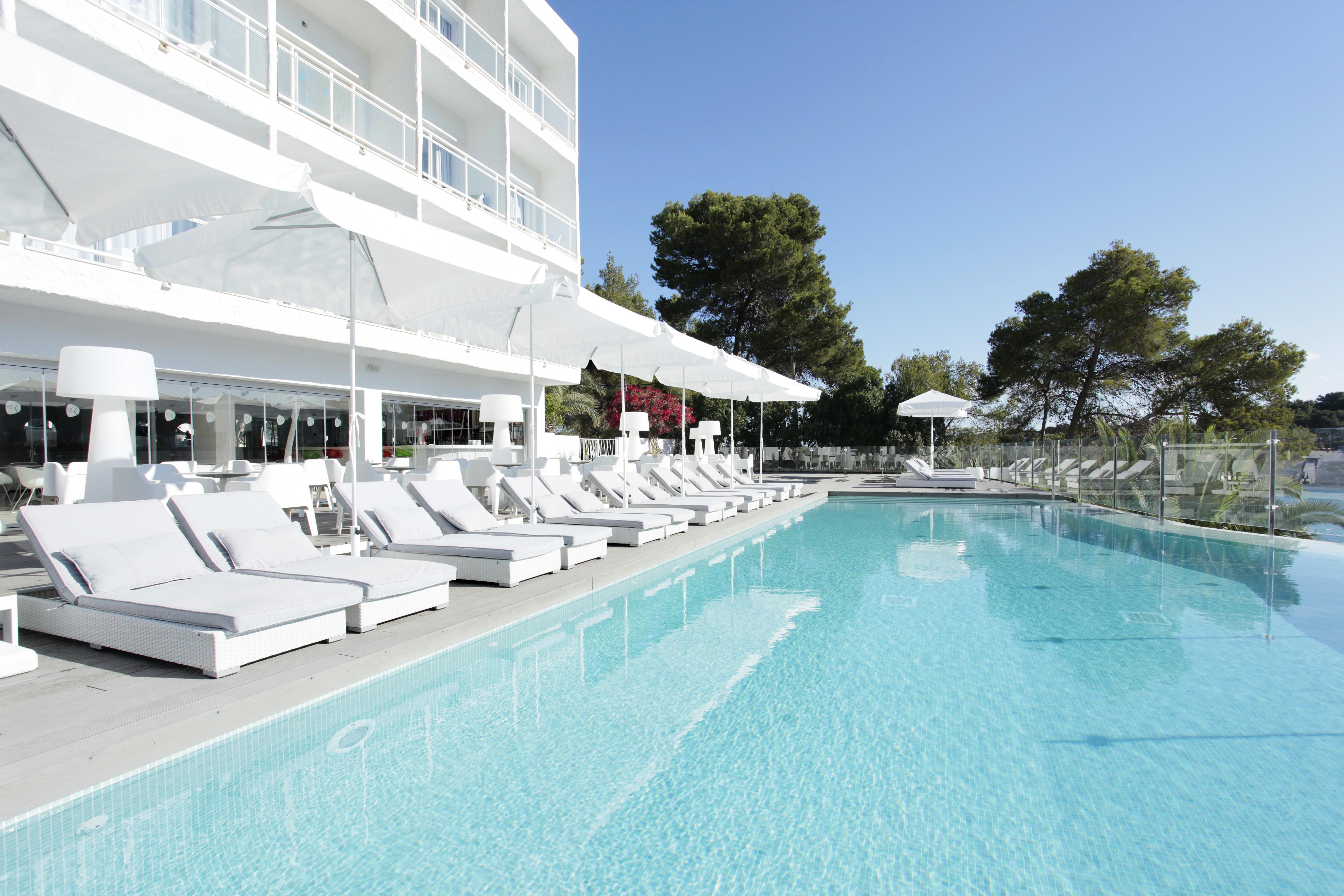 Grupotel Ibiza Beach Resort - Adults Only Portinatx Esterno foto