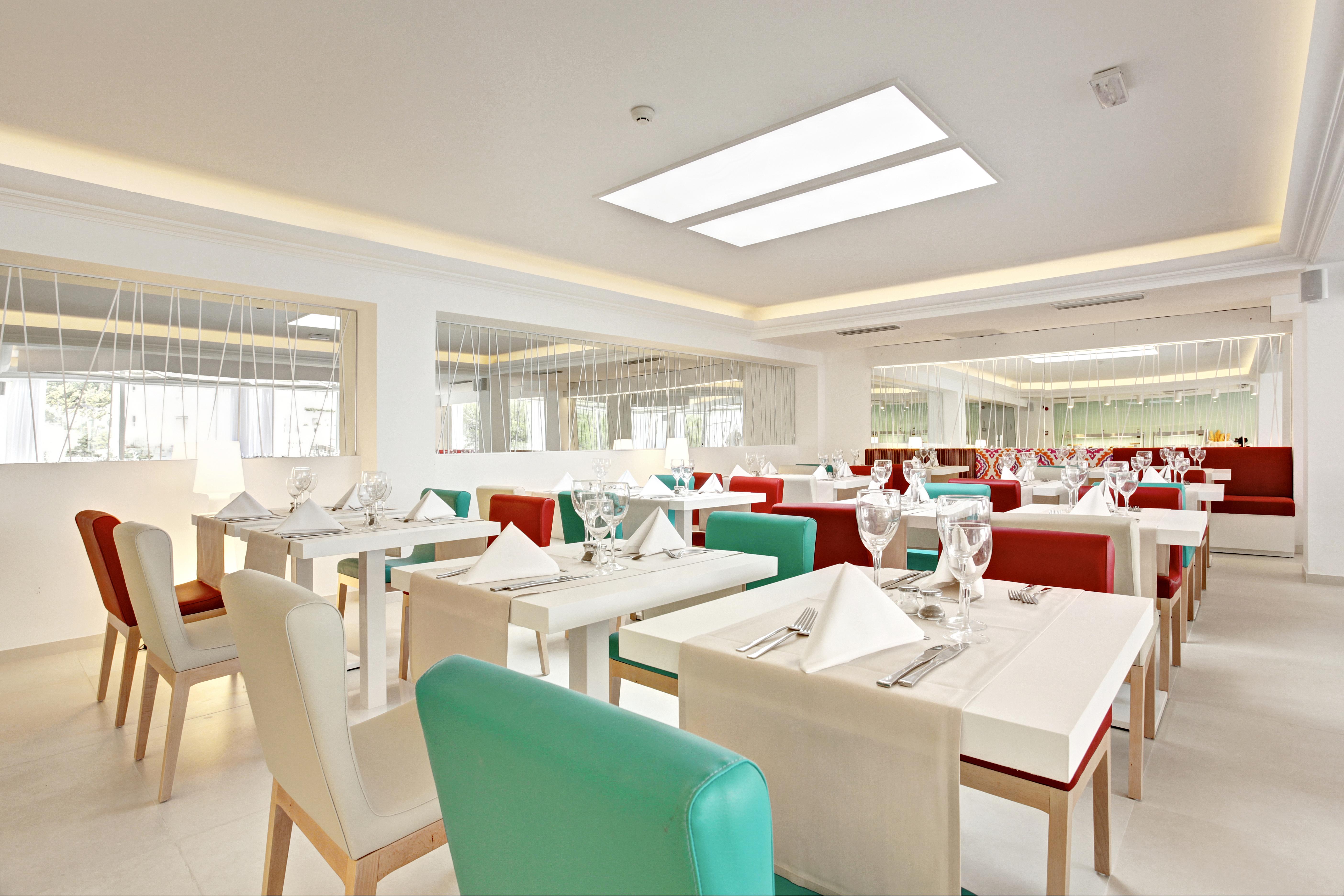 Grupotel Ibiza Beach Resort - Adults Only Portinatx Esterno foto