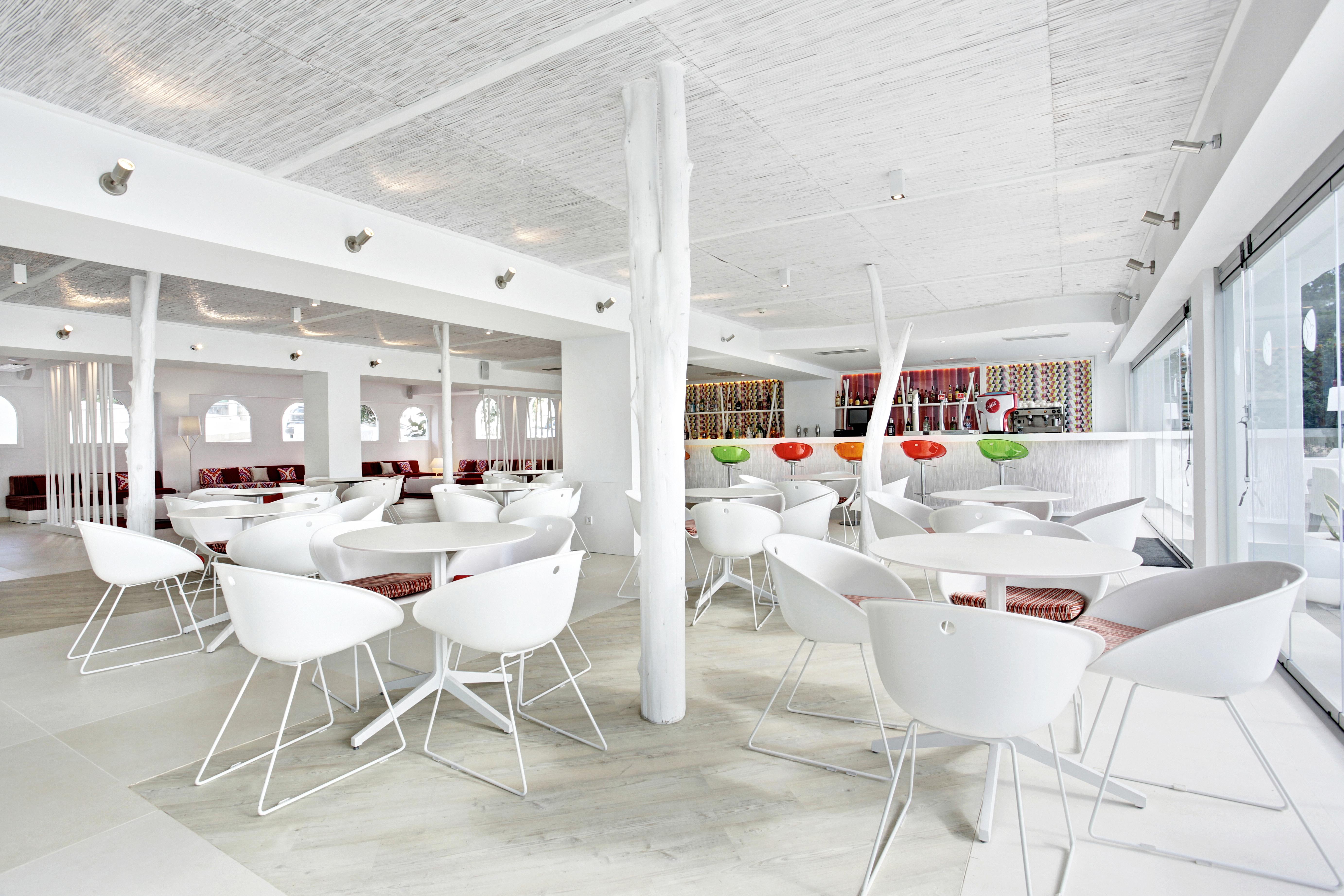 Grupotel Ibiza Beach Resort - Adults Only Portinatx Esterno foto
