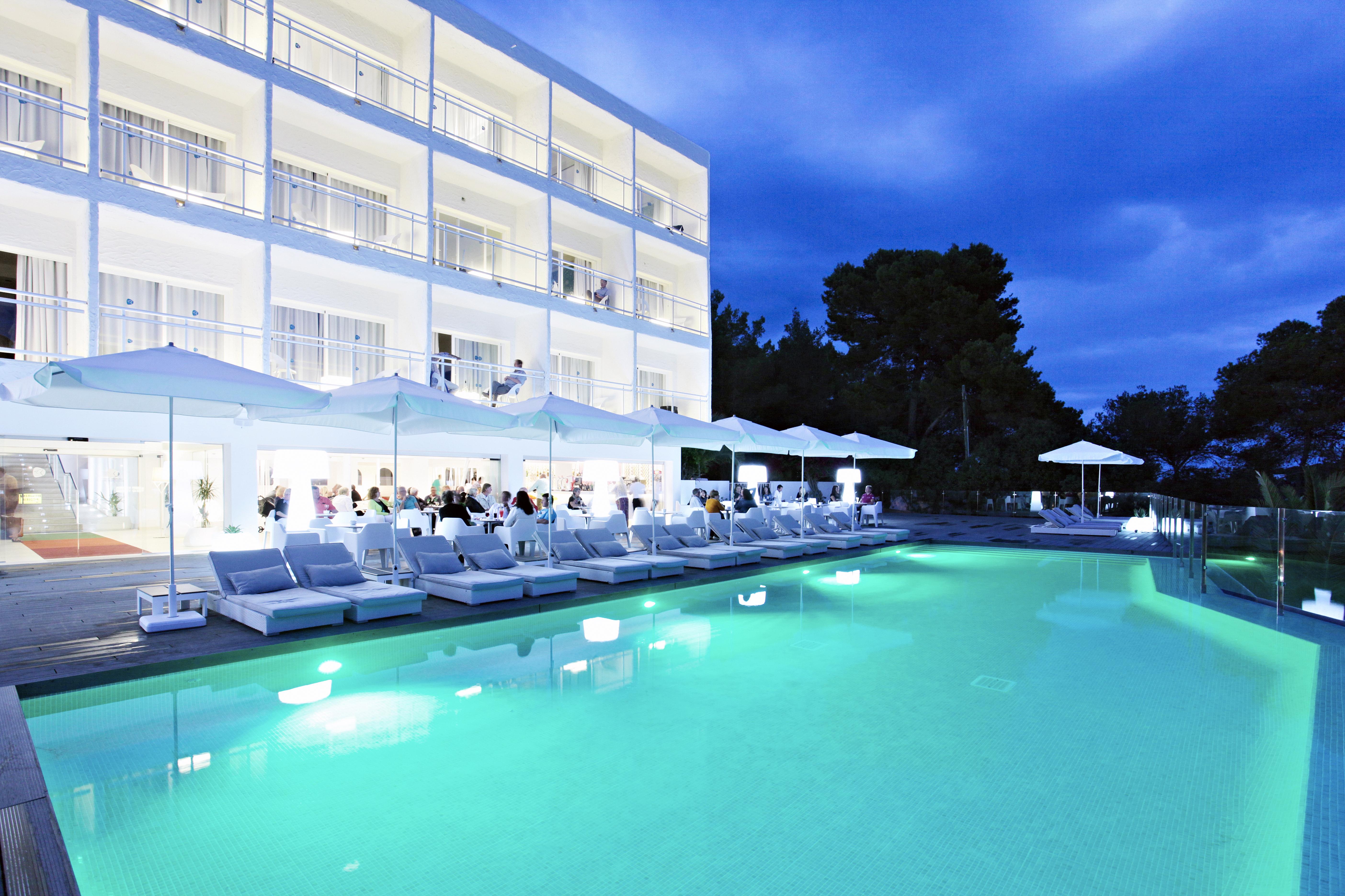 Grupotel Ibiza Beach Resort - Adults Only Portinatx Esterno foto