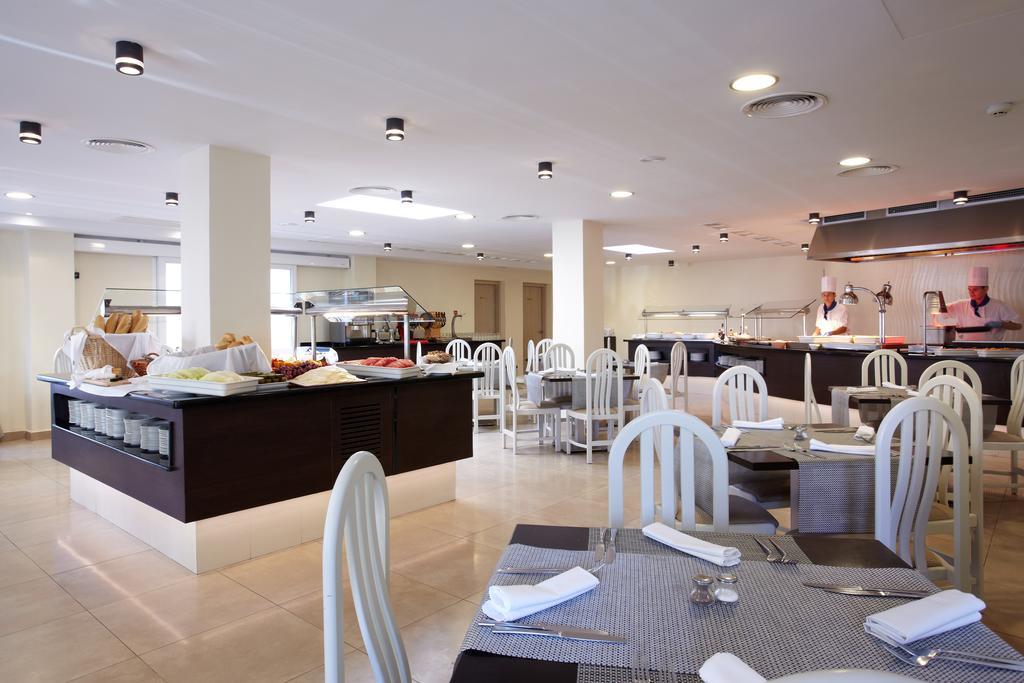 Grupotel Ibiza Beach Resort - Adults Only Portinatx Esterno foto